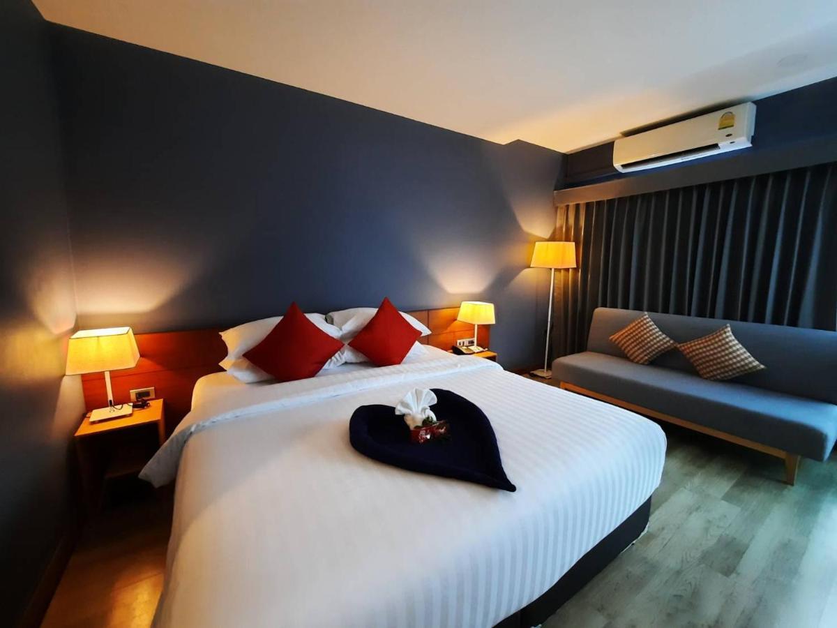 Comet Hotel Surat Thani Ngoại thất bức ảnh