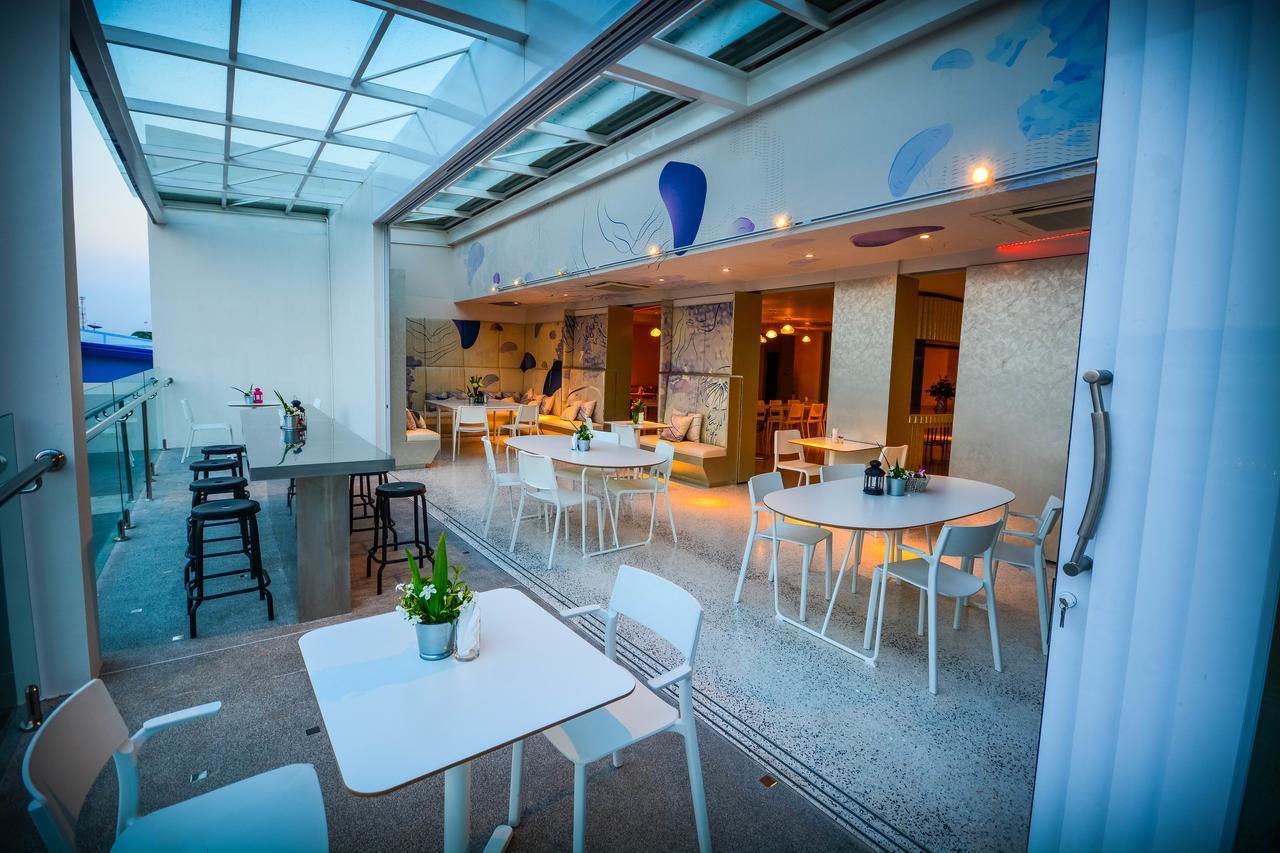 Comet Hotel Surat Thani Ngoại thất bức ảnh