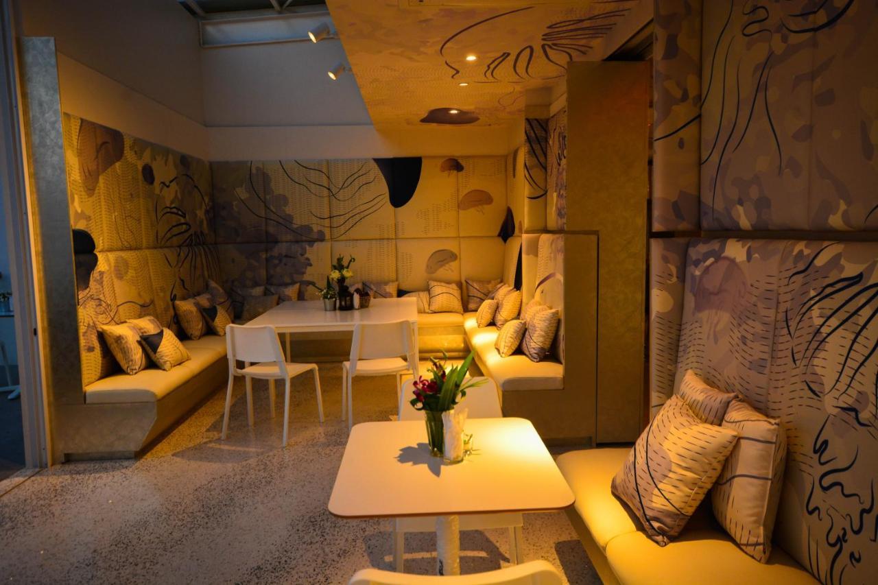 Comet Hotel Surat Thani Ngoại thất bức ảnh