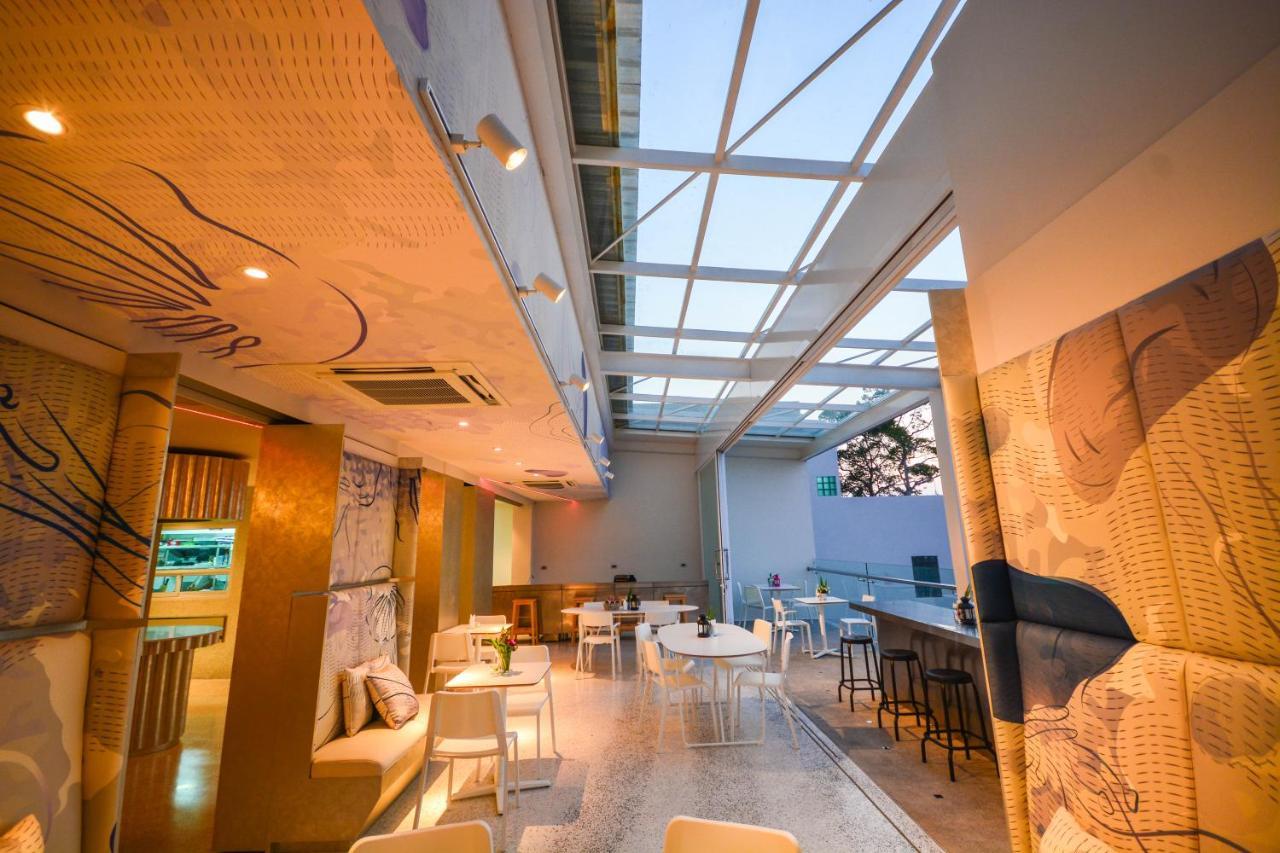 Comet Hotel Surat Thani Ngoại thất bức ảnh