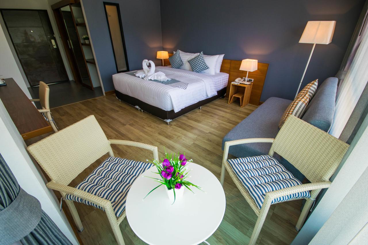 Comet Hotel Surat Thani Ngoại thất bức ảnh