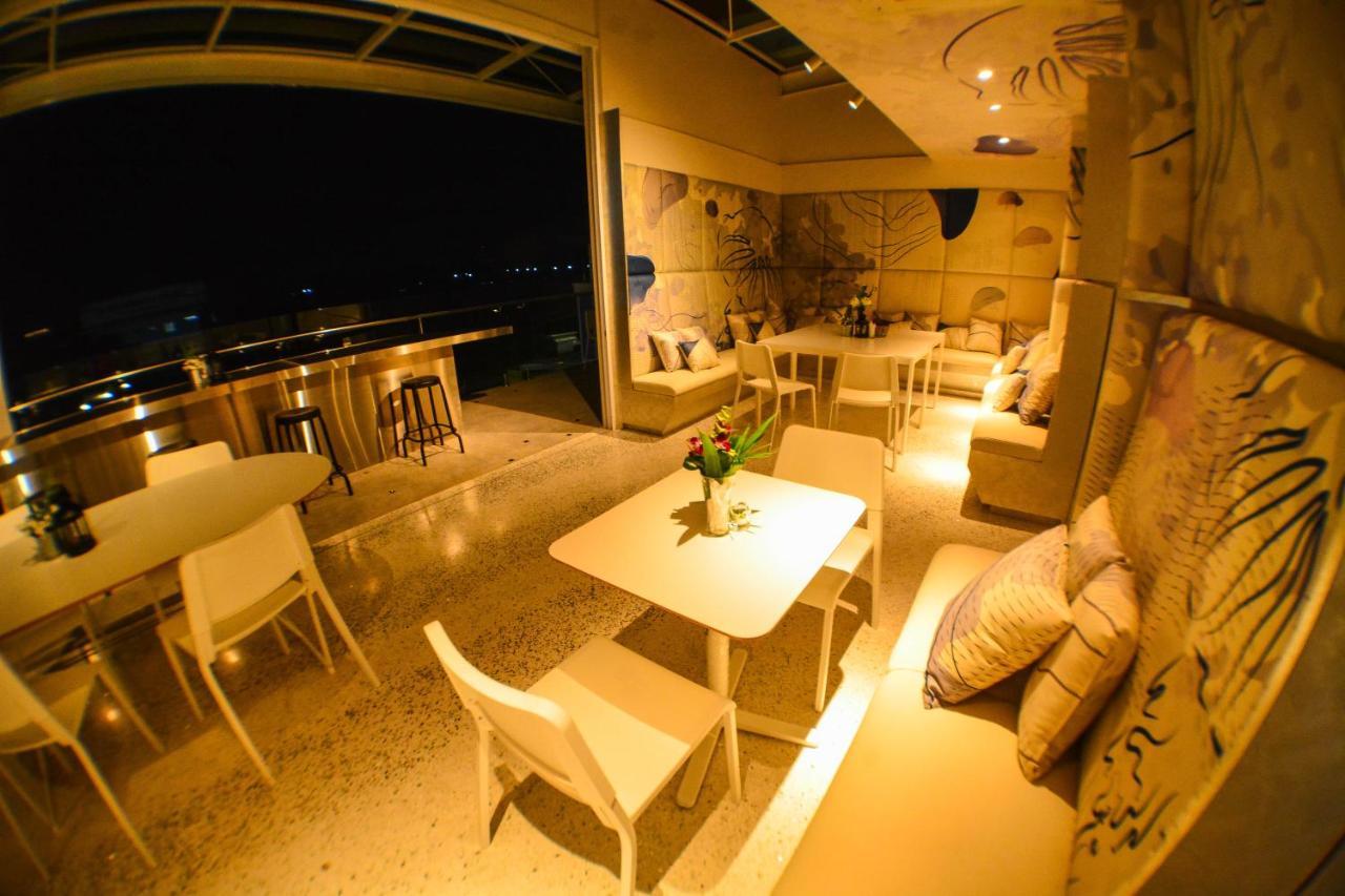 Comet Hotel Surat Thani Ngoại thất bức ảnh
